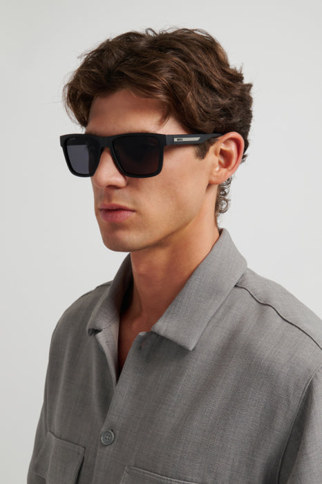 Occhiali da Sole BOSS 1907/S DISPONIBILE A PARTIRE DAL 1.9.2026