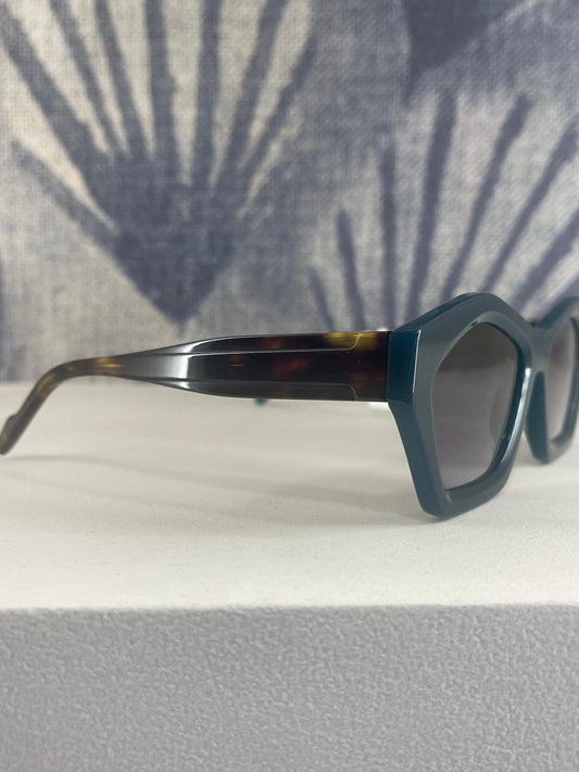 Occhiali da Sole Tipi Diversi | Montatura Geometrica Verde & Aste Tartarugate