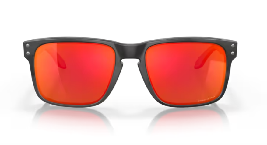 Occhiali da Sole Oakley Holbrook 9102 – Icona di Stile e Performance