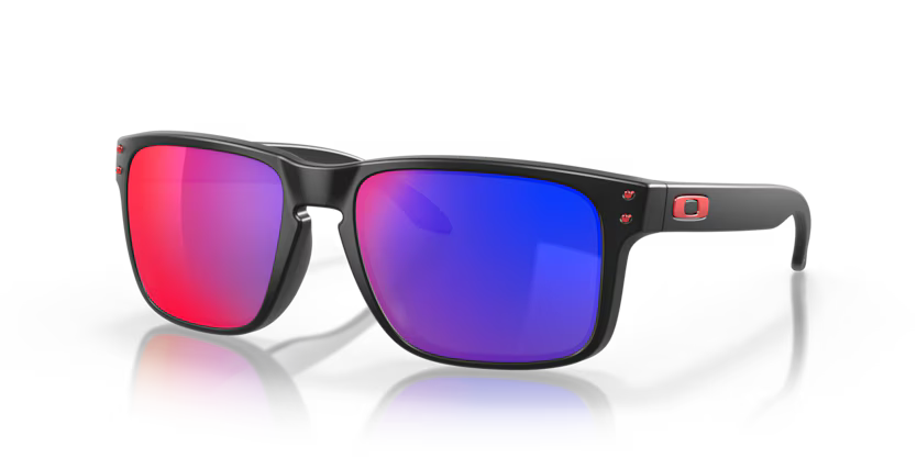 Occhiali da Sole Oakley Holbrook 9102 – Icona di Stile e Performance