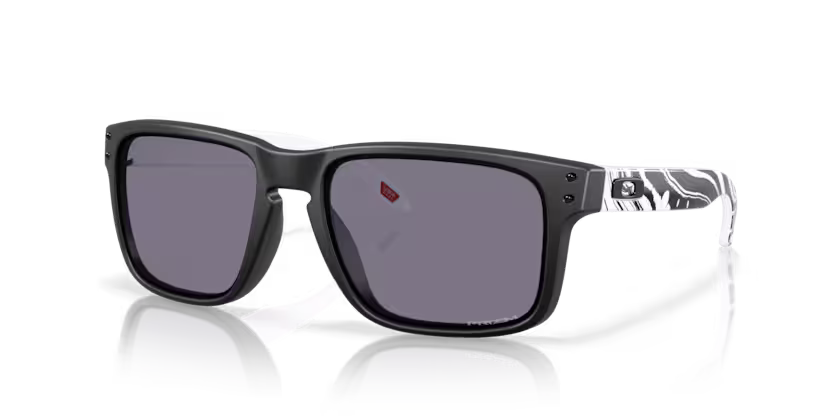 Occhiali da Sole Oakley Holbrook 9102 – Icona di Stile e Performance