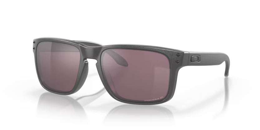 Occhiali da Sole Oakley Holbrook 9102 – Icona di Stile e Performance