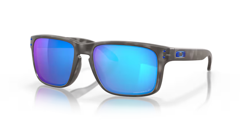 Occhiali da Sole Oakley Holbrook 9102 – Icona di Stile e Performance