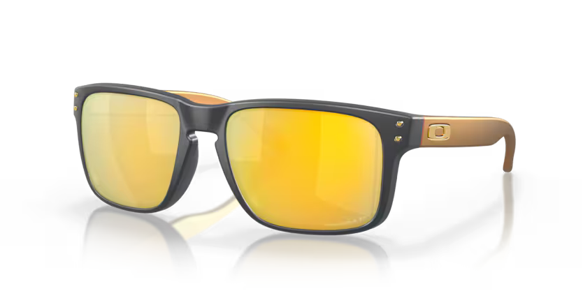Occhiali da Sole Oakley Holbrook 9102 – Icona di Stile e Performance