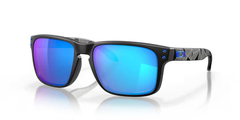 Occhiali da Sole Oakley Holbrook 9102 – Icona di Stile e Performance