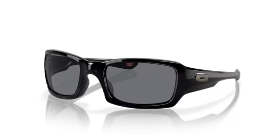 Occhiali da Sole Oakley Fives Squared 9238 – Stile Compatto e Carattere Urbano