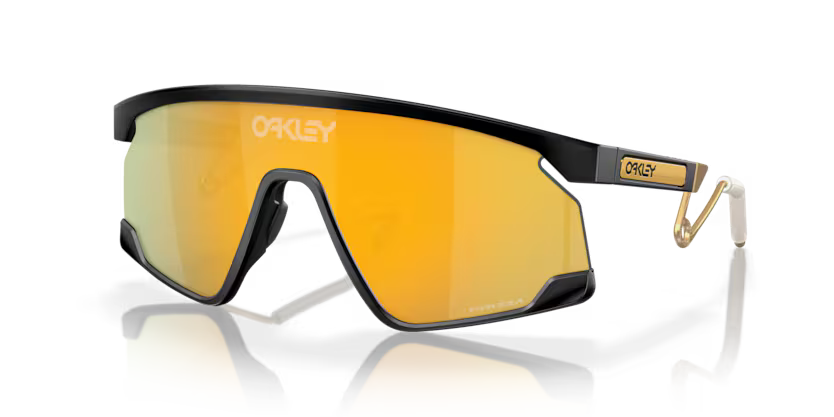 Occhiali da Sole Oakley 9237 BXTR Metal – Stile Urban e Spirito Heritage