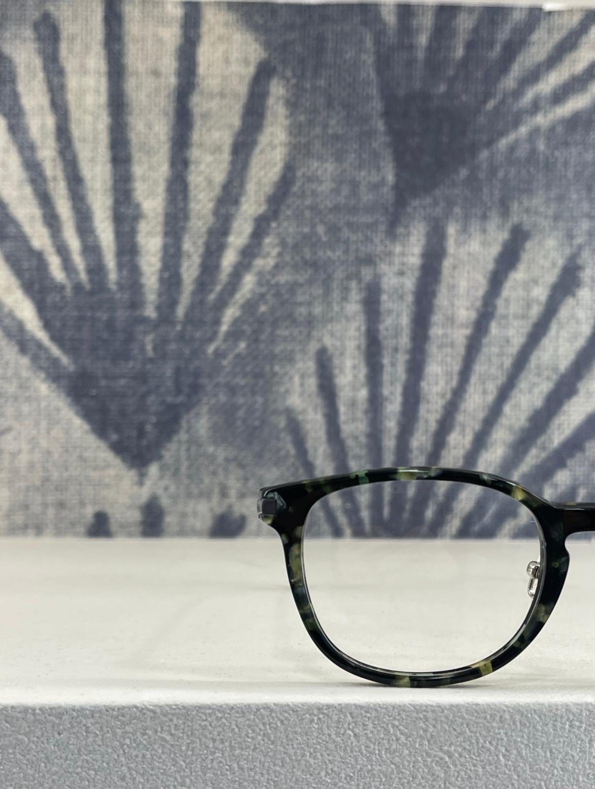 Occhiale da vista Eyes G896 – Stile rotondo e fascino contemporaneo