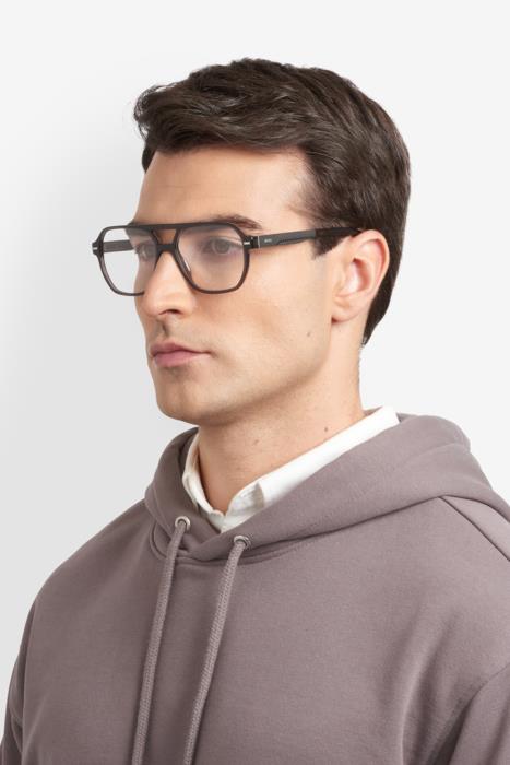 Occhiali da Vista BOSS 1843 – Design Sostenibile e Comfort Tecnologico