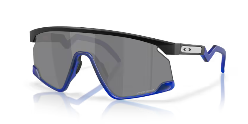 Occhiali da Sole Oakley BXTR 9280 – Design Monolente e Stile Street